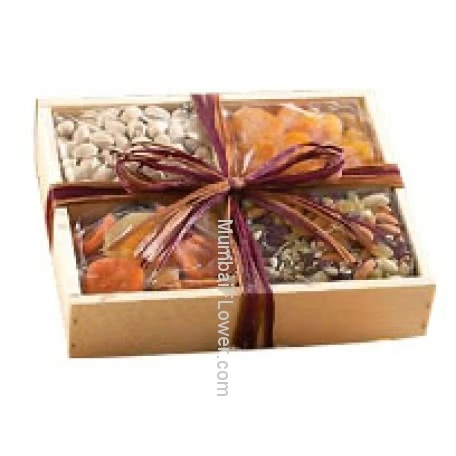 Box of mixed dry fruits alternate image 2