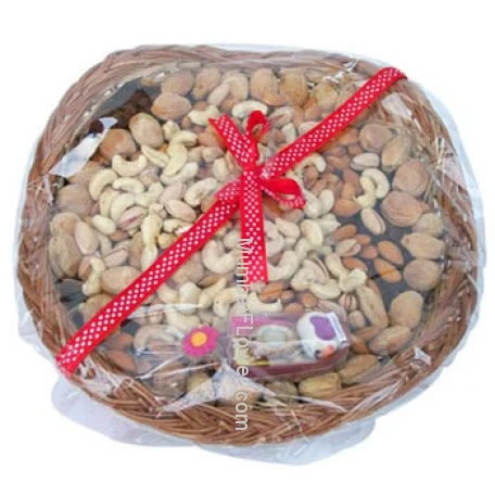 Basket of mixed dry fruits.