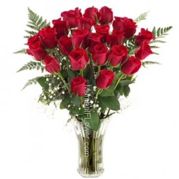 20 Valentines Day Red Roses in a Vase a perfect gift for your love
