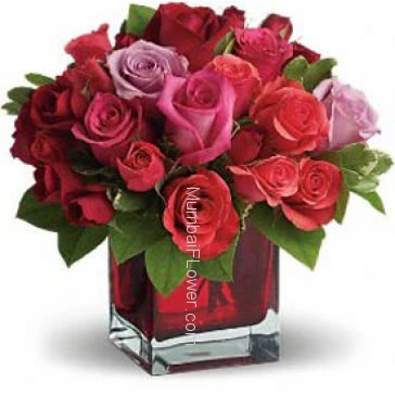 Beautiful combination of 30 Valentine Red and Pink Roses in a Simple Clear Glass Vase for your Love Surprise
