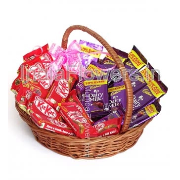 Chocolate Basket Cadbury Dairymilk and Kitkat , total of 15pc Dairymilk 13g. each and 10pc Kitkat Chocolates 13g. each.