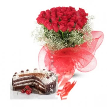 A gift for Annieversary a Bunch of 20 Red Roses and Half kg Black forest cake